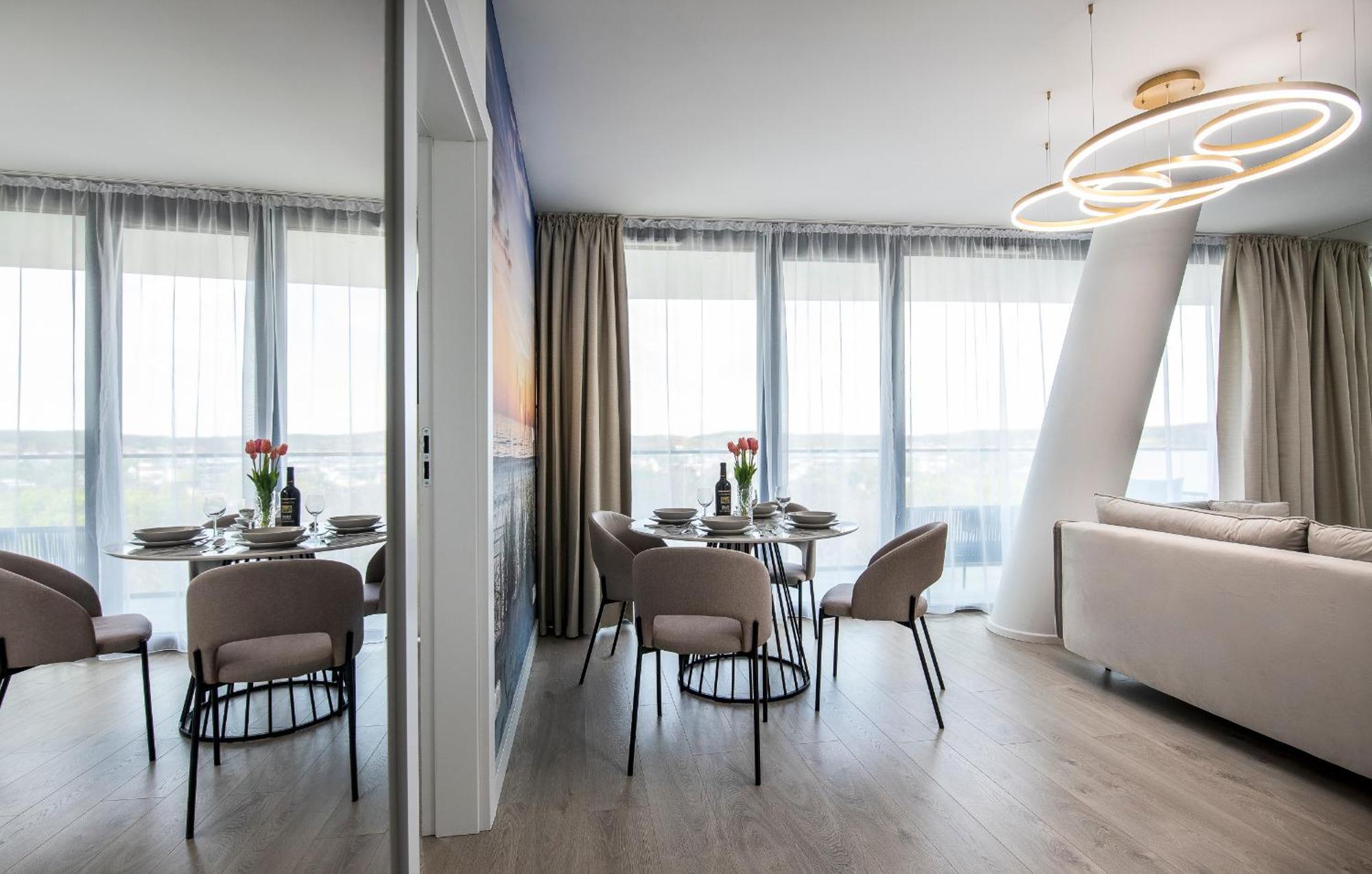Appartamento Wave Panorama 8Th Floor Sea View Miedzyzdroje Esterno foto